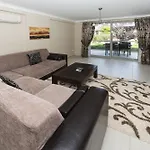 Diana شقة فندقية 4*