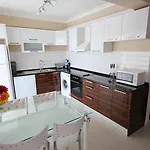 Diana شقة فندقية 4*