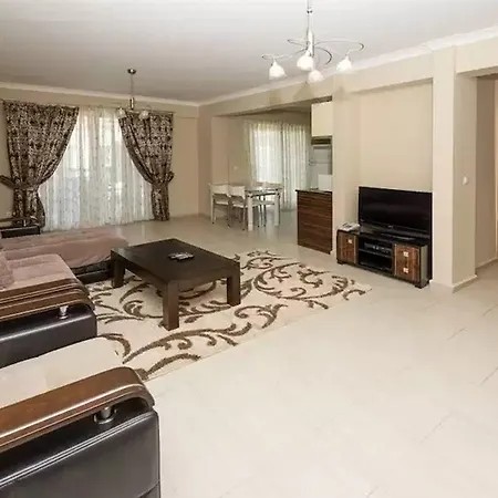 Diana Apartahotel 4*